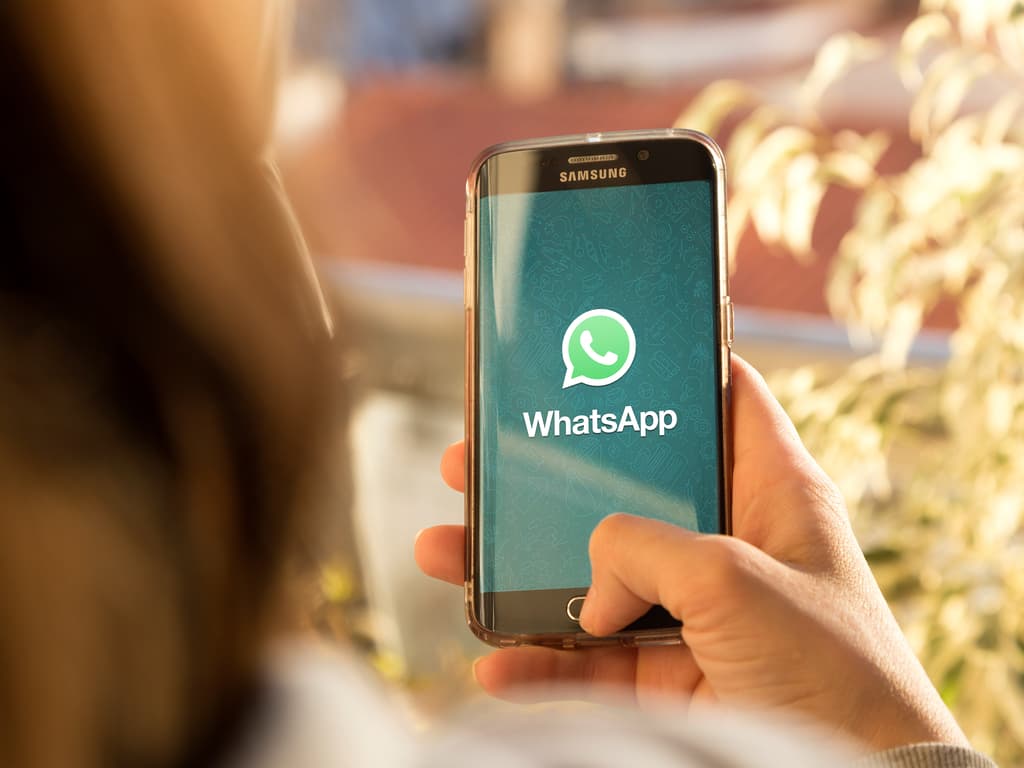 Hackear WhatsApp Gratis: ¿Es posible hacerlo de forma 100% legal?